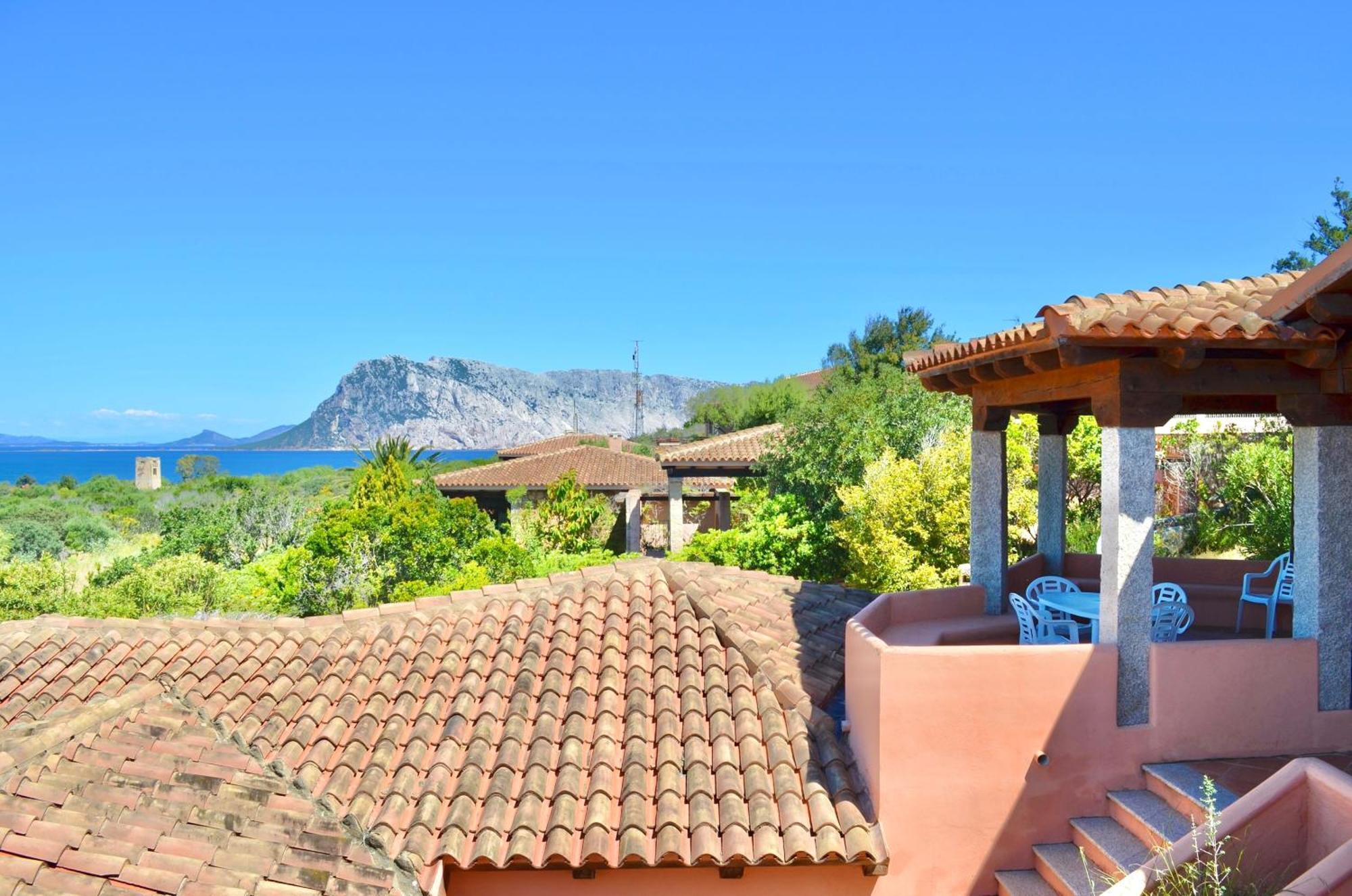 סאן תאודורו Iss Travel, Panoramic Coda Cavallo Cottages - 10 Km From San Teodoro מראה חיצוני תמונה